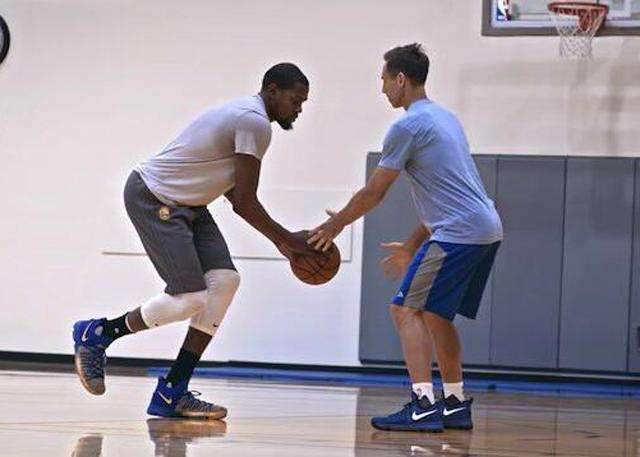 这场对决都 这场对决都