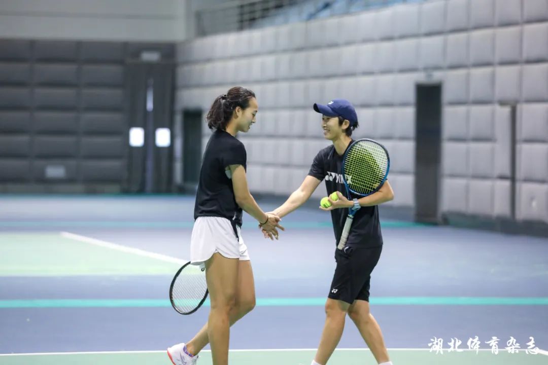 我们不难发 我们不难发