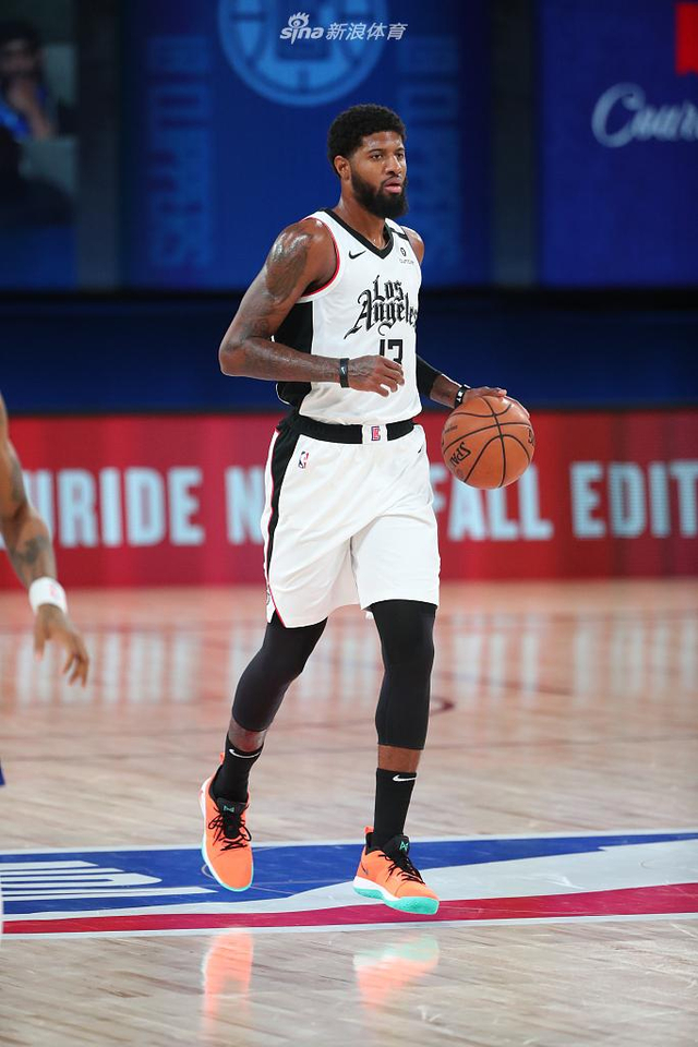 在这场比拼 在这场比拼